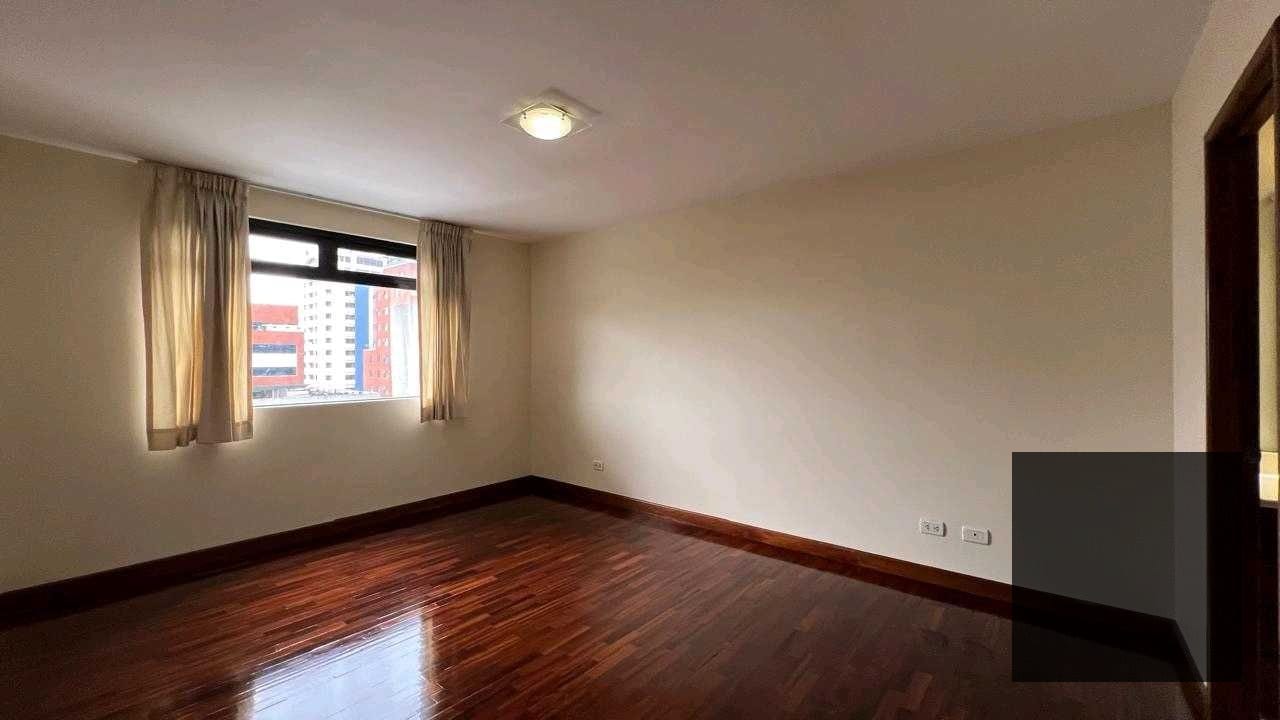 📍 APARTAMENTO EN VENTA en zona 14 Edificio Almeira — Apartamento en Venta en Almeira, Zona 14, Guatemala, Ciudad — foto 5 de 8