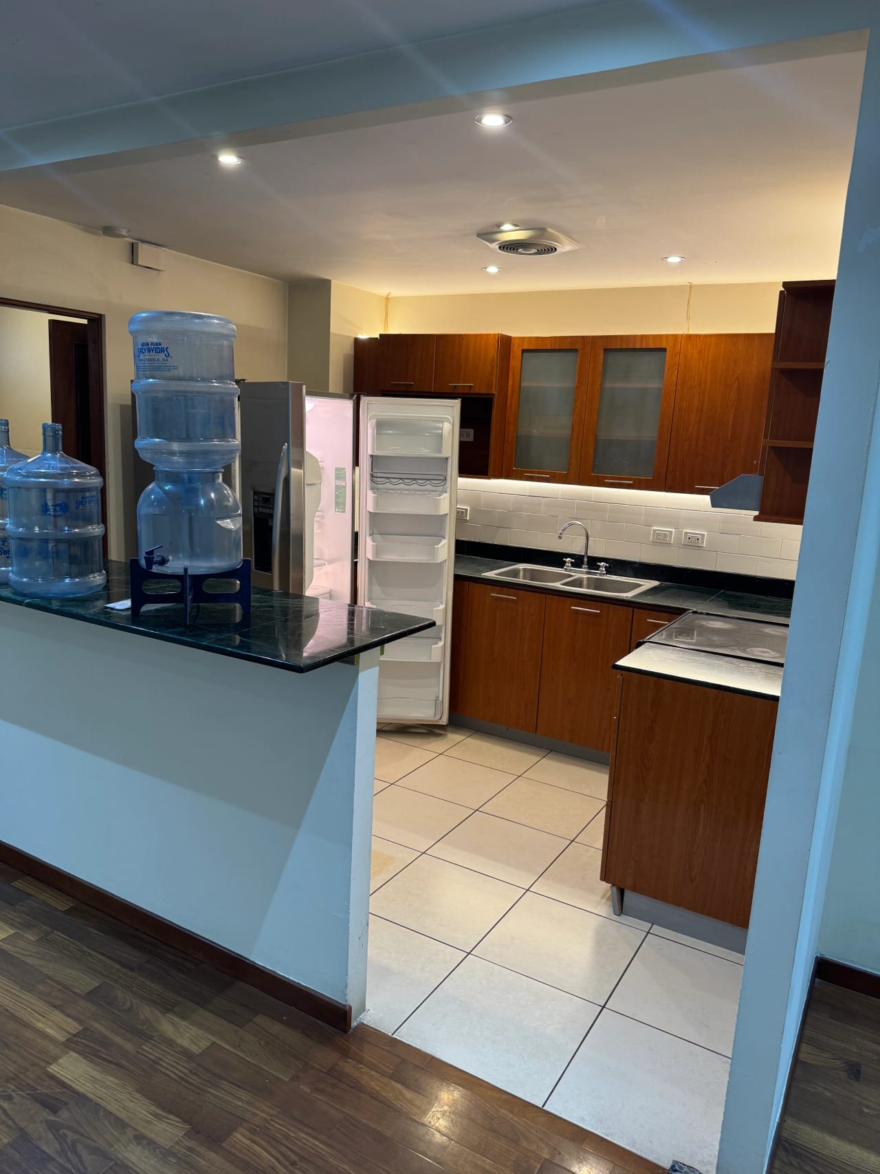 Apartamento Zona 14 — Apartamento en Alquiler en Real de Las Américas, Zona 14, Guatemala, Ciudad — foto 1 de 17