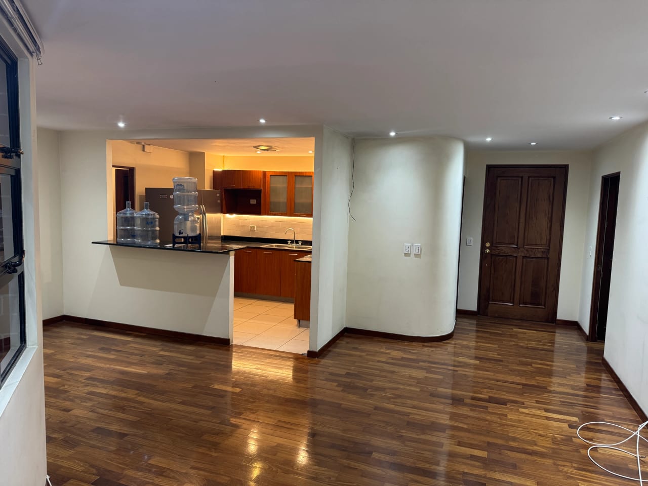 Apartamento Zona 14 — Apartamento en Alquiler en Real de Las Américas, Zona 14, Guatemala, Ciudad — foto 8 de 17