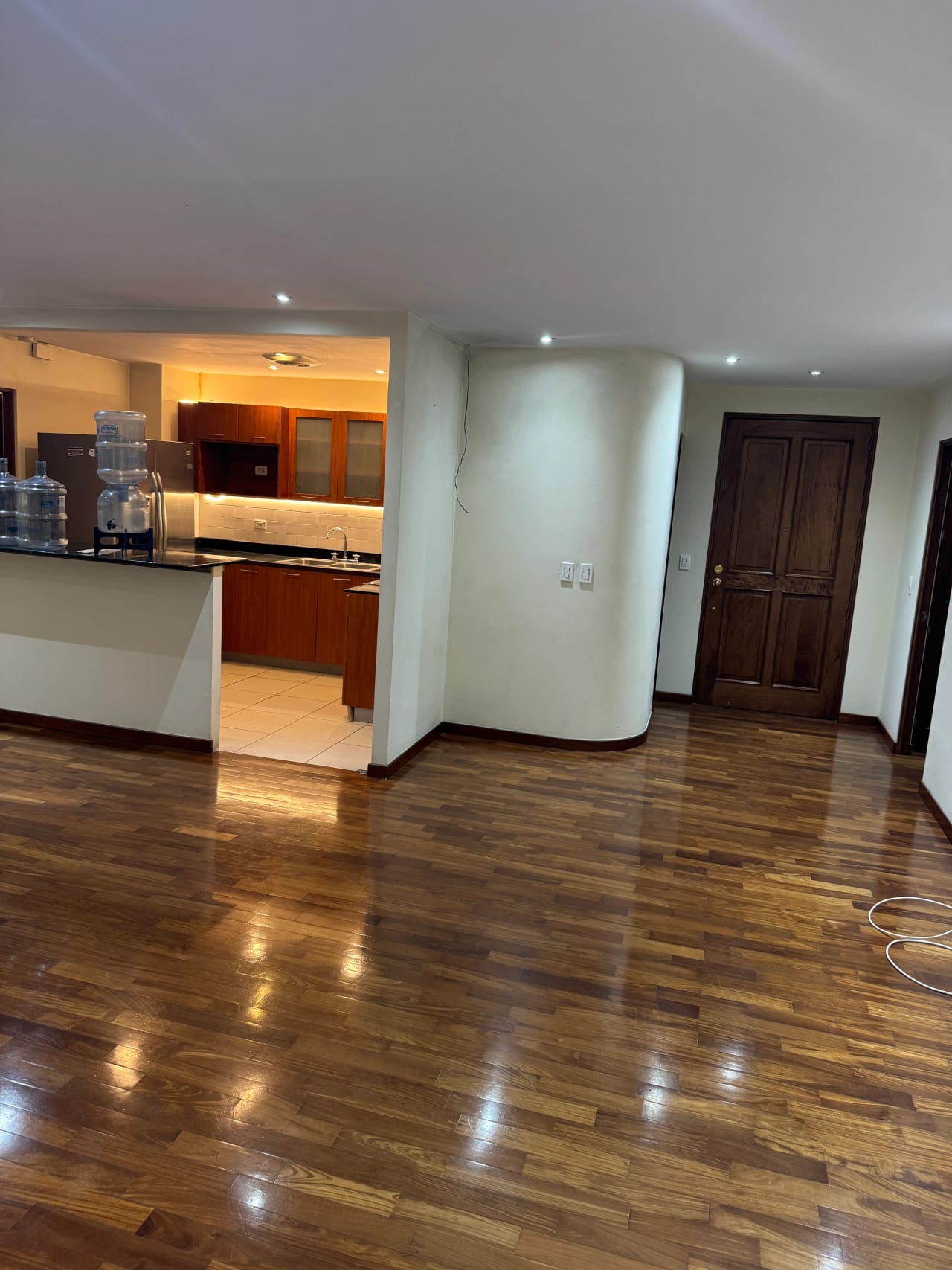 Apartamento Zona 14 — Apartamento en Alquiler en Real de Las Américas, Zona 14, Guatemala, Ciudad — foto 9 de 17