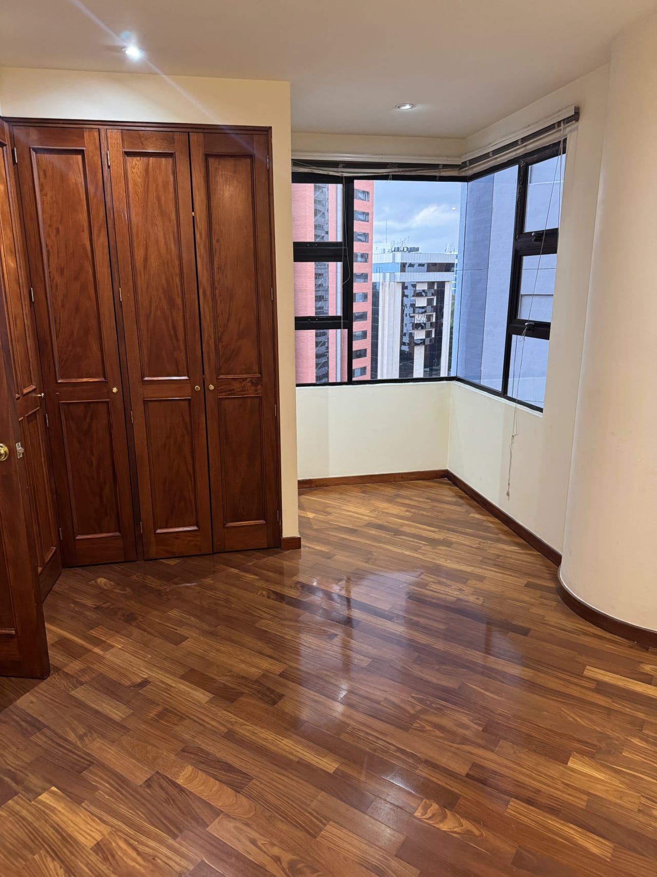 Apartamento Zona 14 — Apartamento en Alquiler en Real de Las Américas, Zona 14, Guatemala, Ciudad — foto 11 de 17