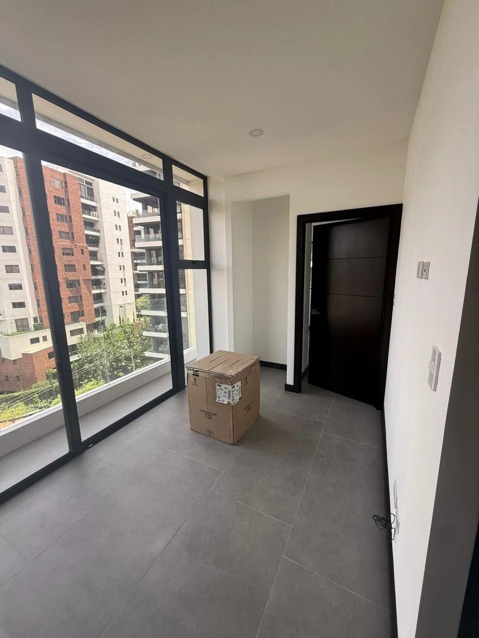 apartamento Moderno en Zona 15 — Apartamento en Venta en Kiintea, Zona 15, Guatemala, Ciudad — foto 2 de 17