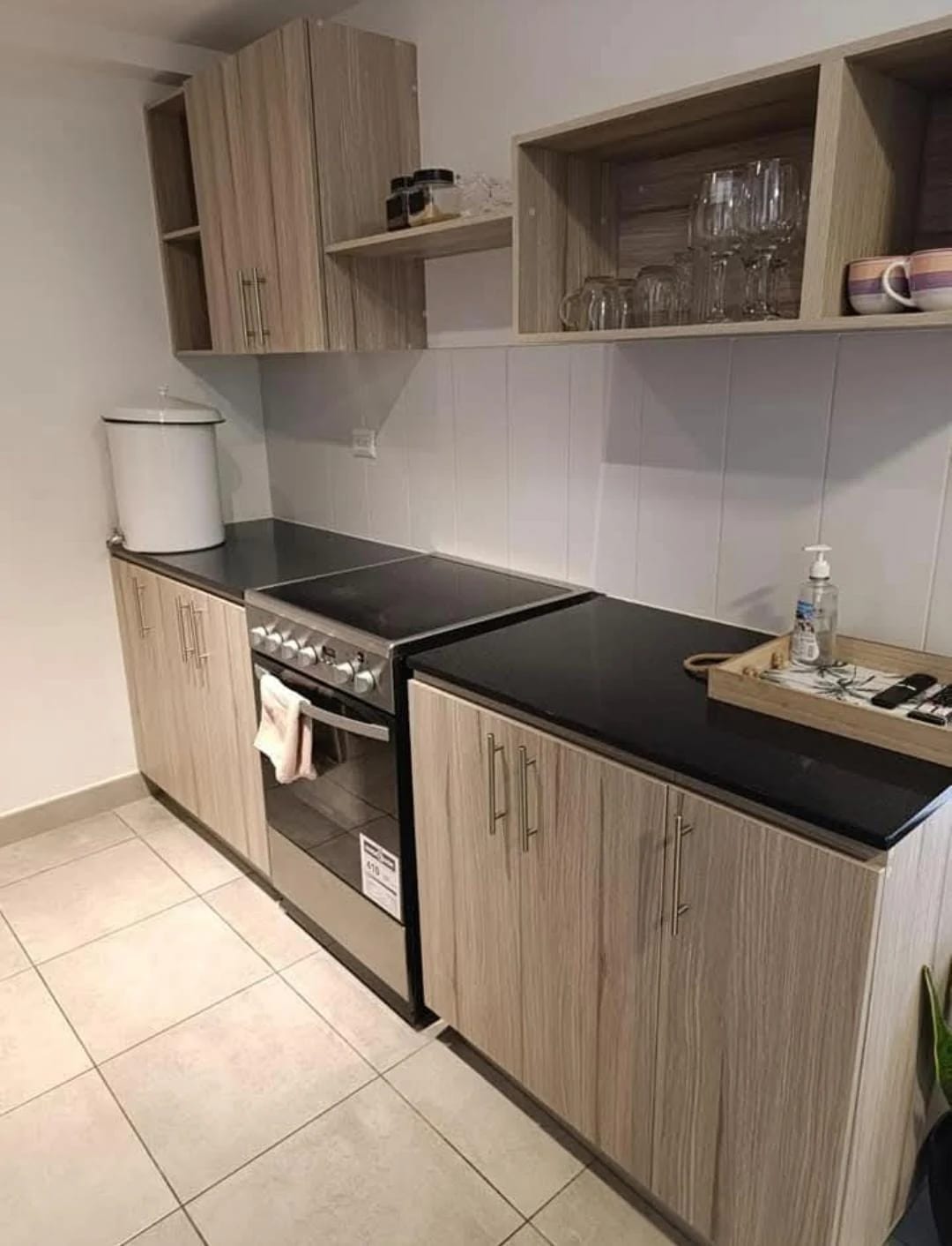 Apartamento Zona 4 — Apartamento en Alquiler en Modra, Zona 4, Guatemala, Ciudad — foto 3 de 9
