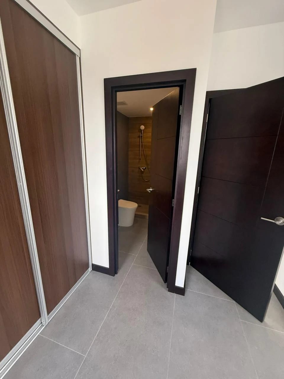 apartamento Moderno en Zona 15 — Apartamento en Alquiler en Zona 15, Guatemala, Ciudad — foto 4 de 17