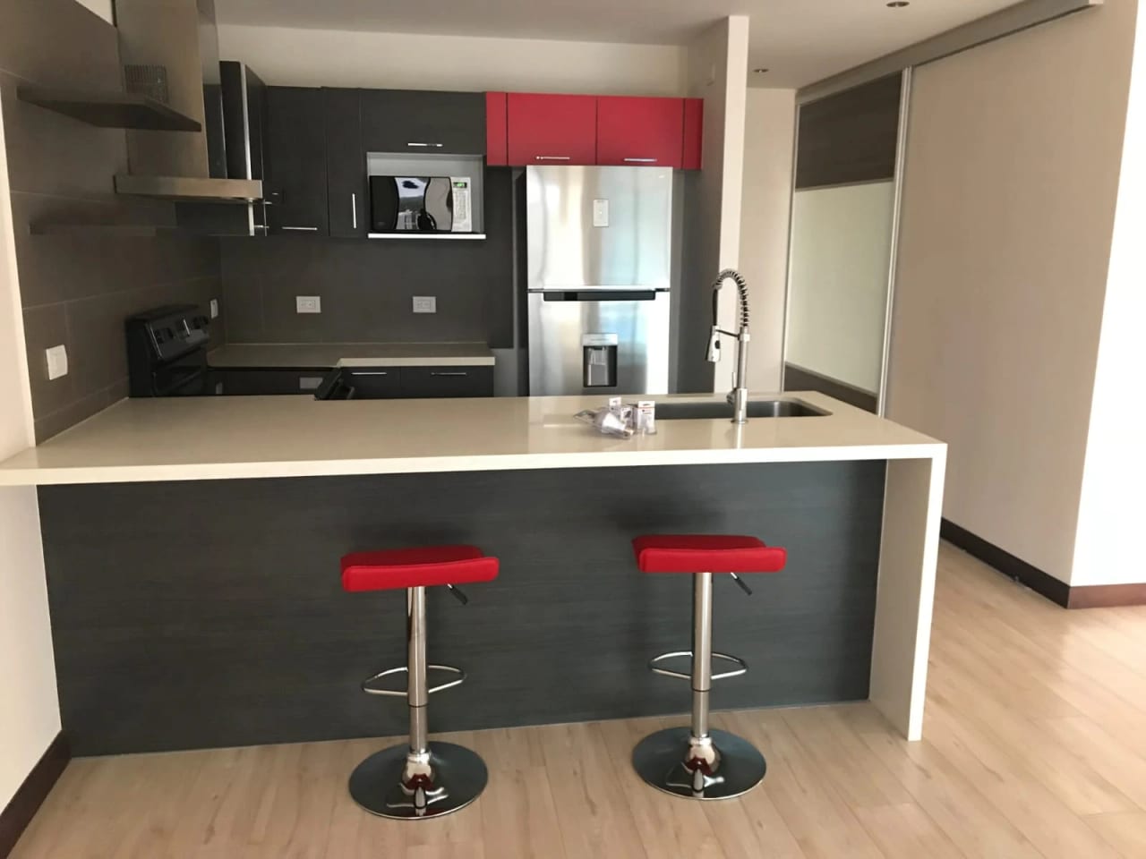 Apartamento de lujo en zona 10 — Apartamento en Alquiler en Zona 10, Guatemala, Ciudad — foto 15 de 17