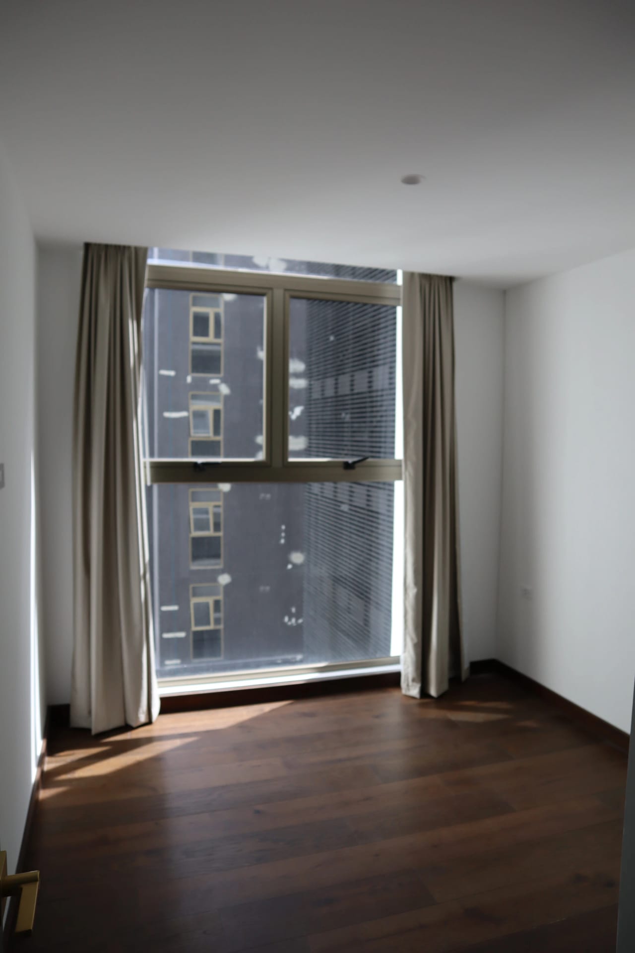 Apartamento Moderno en zona 10 — Apartamento en Alquiler en Zona 10, Guatemala, Ciudad — foto 3 de 13