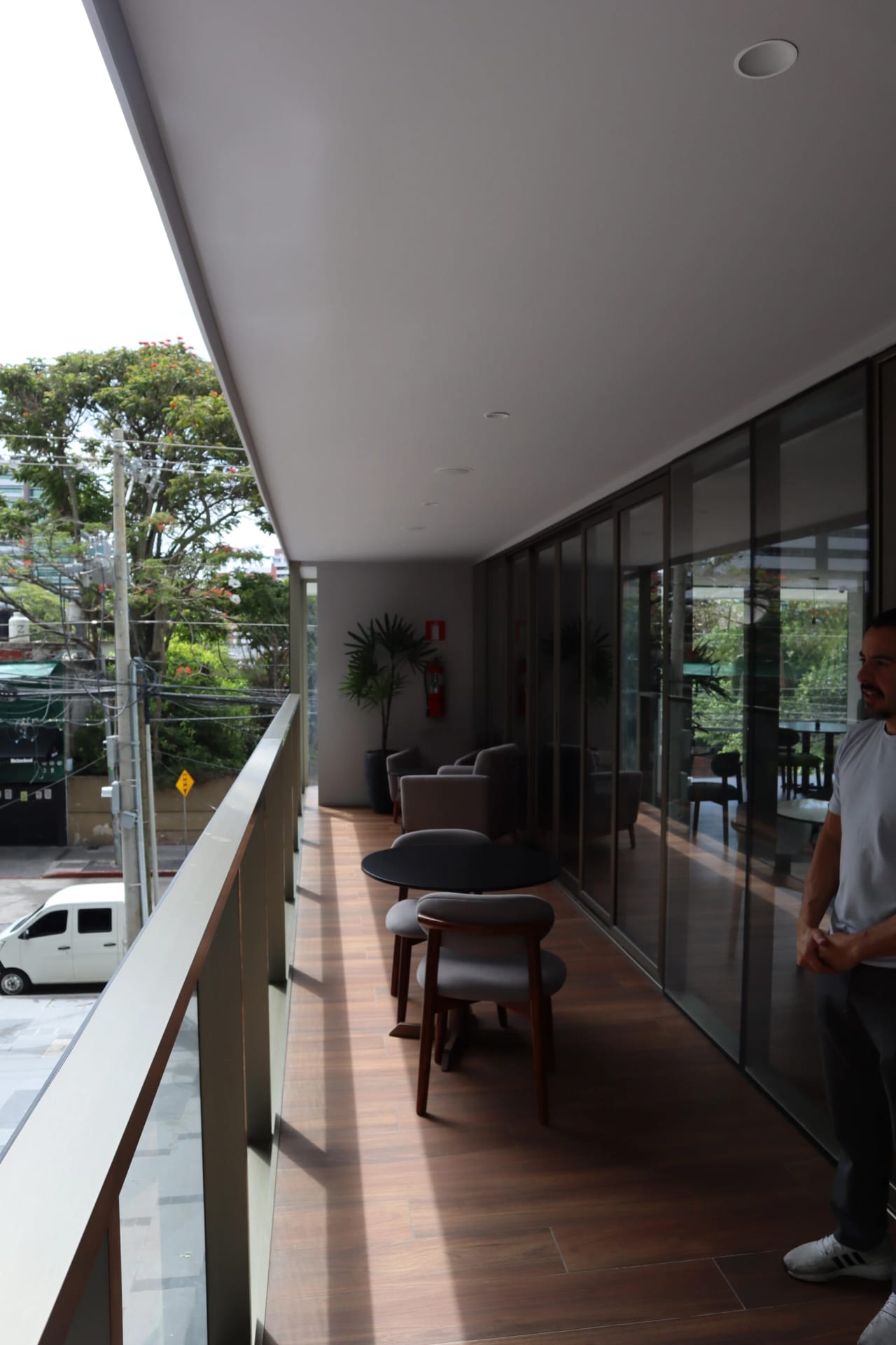 Apartamento Moderno en zona 10 — Apartamento en Alquiler en Zona 10, Guatemala, Ciudad — foto 13 de 13