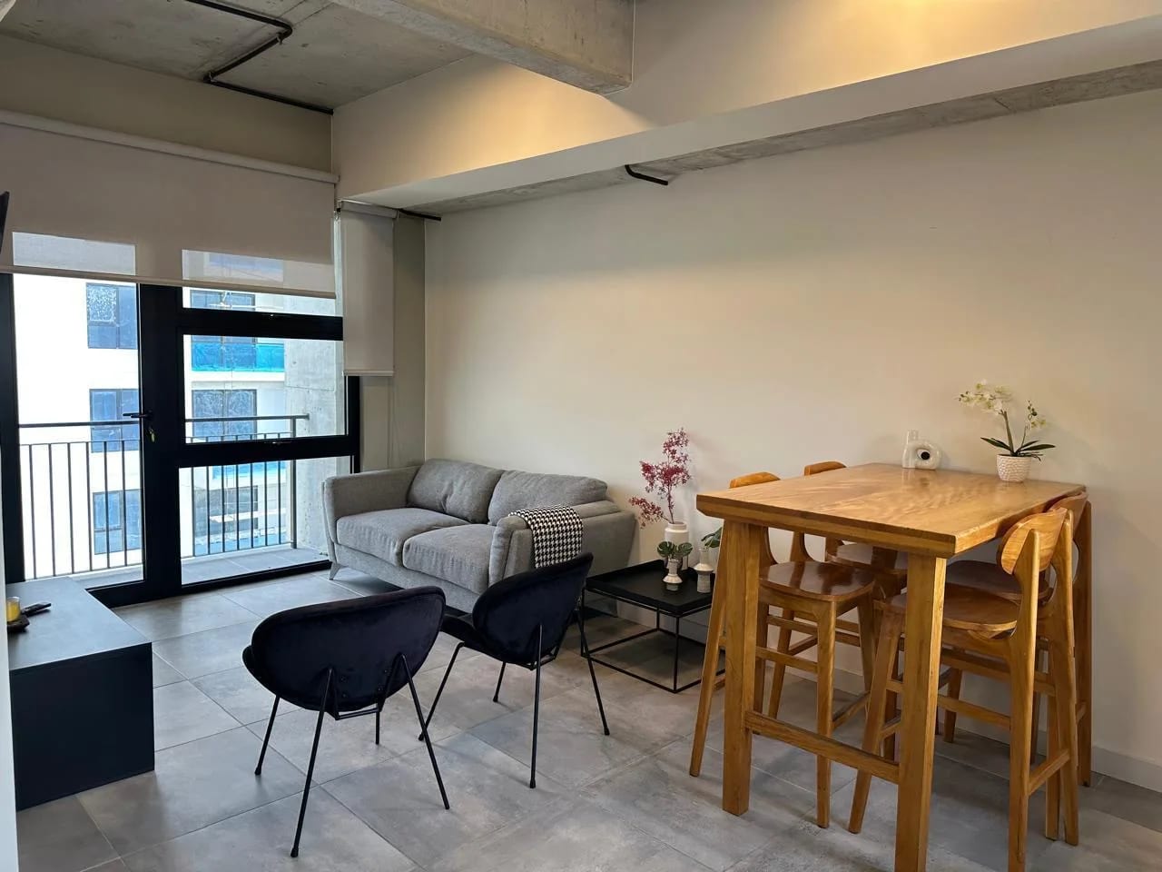Apartamento moderno en zona 4 — Apartamento en Alquiler en Zona 4, Guatemala, Ciudad — foto 2 de 15