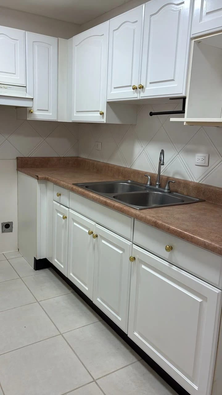 Apartamento en zona 10 — Apartamento en Alquiler en Zona 10, Guatemala, Ciudad — foto 8 de 10