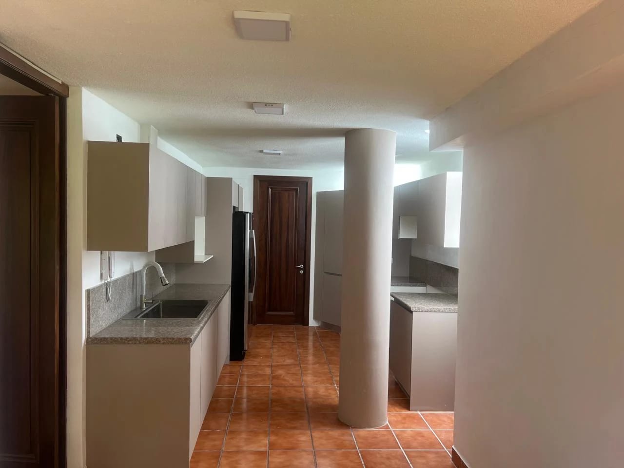 Casa de lujo en zona 14 — Casa en Alquiler en Zona 14, Guatemala, Ciudad — foto 6 de 15