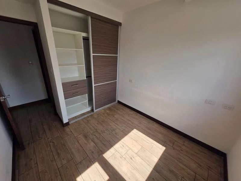 Apartamento de lujo en zona 10 — Apartamento en Alquiler en Zona 10, Guatemala, Ciudad — foto 3 de 9