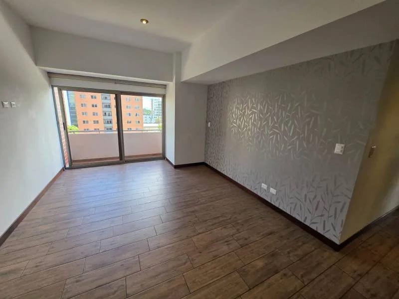 Apartamento de lujo en zona 10 — Apartamento en Alquiler en Zona 10, Guatemala, Ciudad — foto 5 de 9