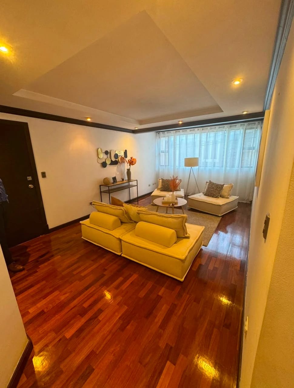 Apartamento Amplio en zona 14 — Apartamento en Alquiler en Zona 14, Guatemala, Ciudad — foto 6 de 6