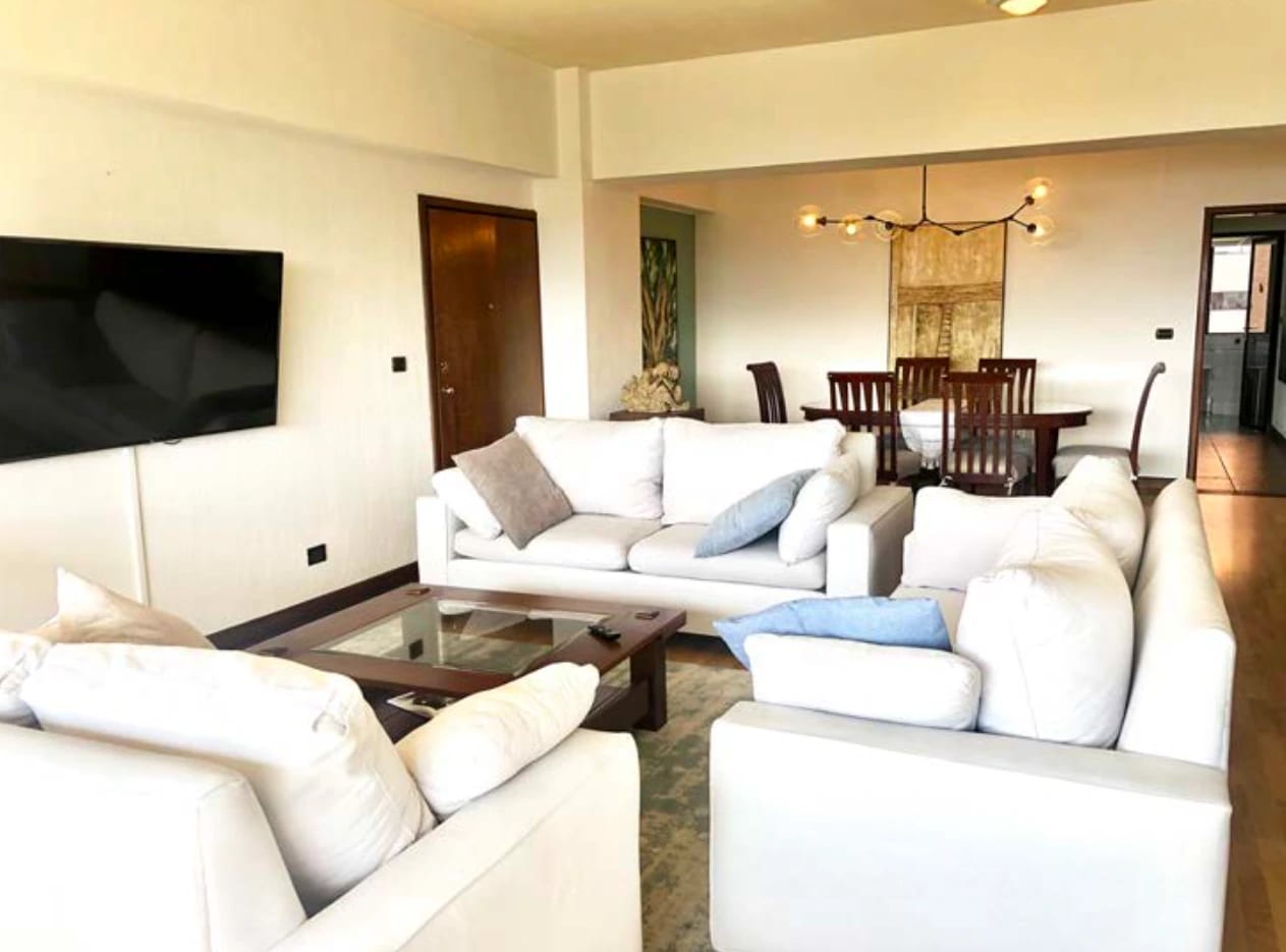 Apartamento Amueblado de lujo en zona 14 — Apartamento en Alquiler en Zona 14, Guatemala, Ciudad — foto 1 de 13