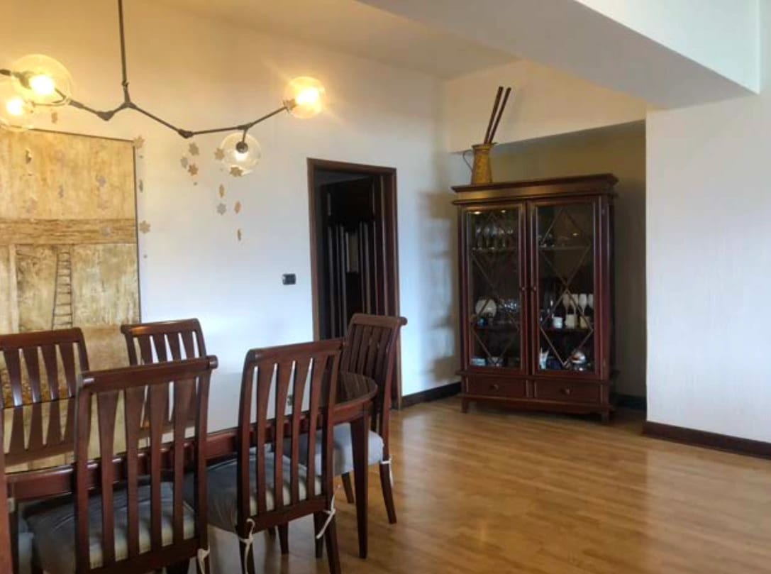 Apartamento Amueblado de lujo en zona 14 — Apartamento en Alquiler en Zona 14, Guatemala, Ciudad — foto 5 de 13