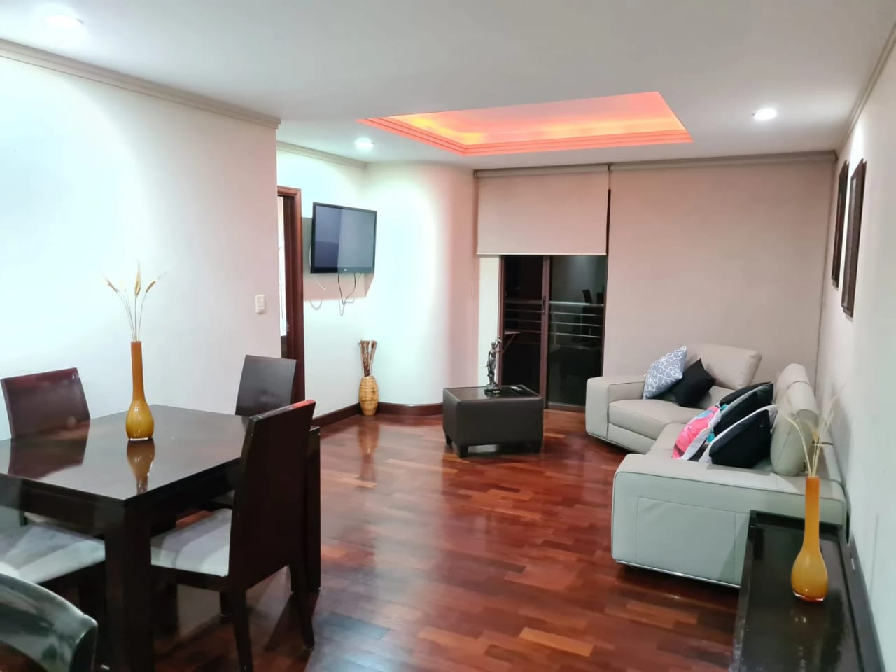 Apartamento en zona 10 — Apartamento en Alquiler en Zona 10, Guatemala, Ciudad — foto 2 de 5