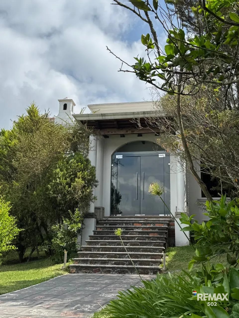 Espectacular casa en Los Diamantes (CAES) — Apartamento en Venta en km 16-20, Carretera a El Salvador, Guatemala, Ciudad — foto 1 de 10