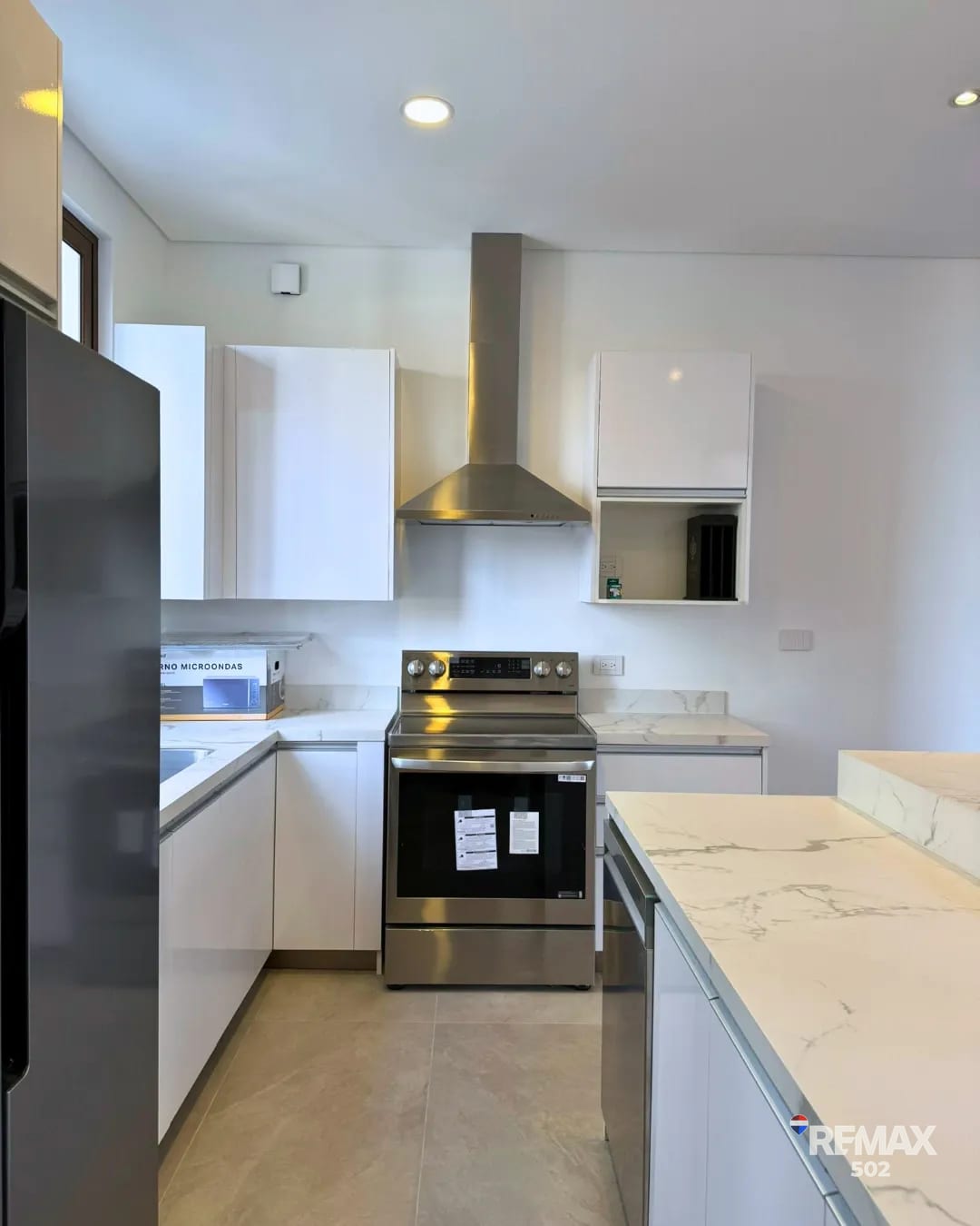 Espectacular Apartamento en Cayalá — Apartamento en Alquiler en Zona 16, Guatemala, Ciudad — foto 3 de 10