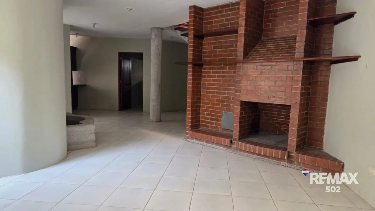 Casa en venta en Manantiales, carretera a San José Pinula, Carretera a El Salvador — Casa en Venta en Carretera a El Salvador, Guatemala, Ciudad — foto 1 de 14