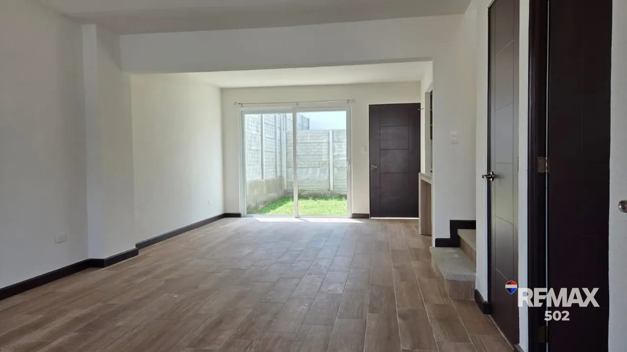 Casas en Alquiler – Condominio Condado Florenza, San José Pinula — Casa en Alquiler en Condado Florenza, San José Pinula, Guatemala, Ciudad — foto 4 de 17
