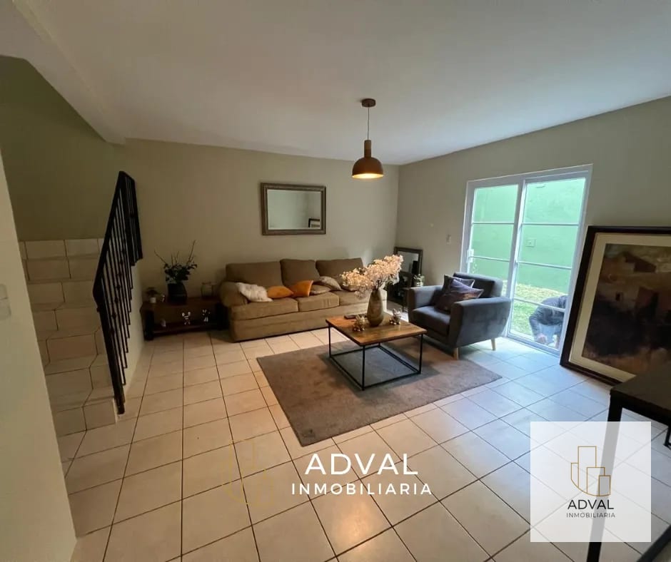 Casa en venta Villa Venetto de esquina CAES KM 25.5 (cerca VAS) — Casa en Venta en Villa Venetto, Carretera a El Salvador, Guatemala, Ciudad — foto 1 de 10