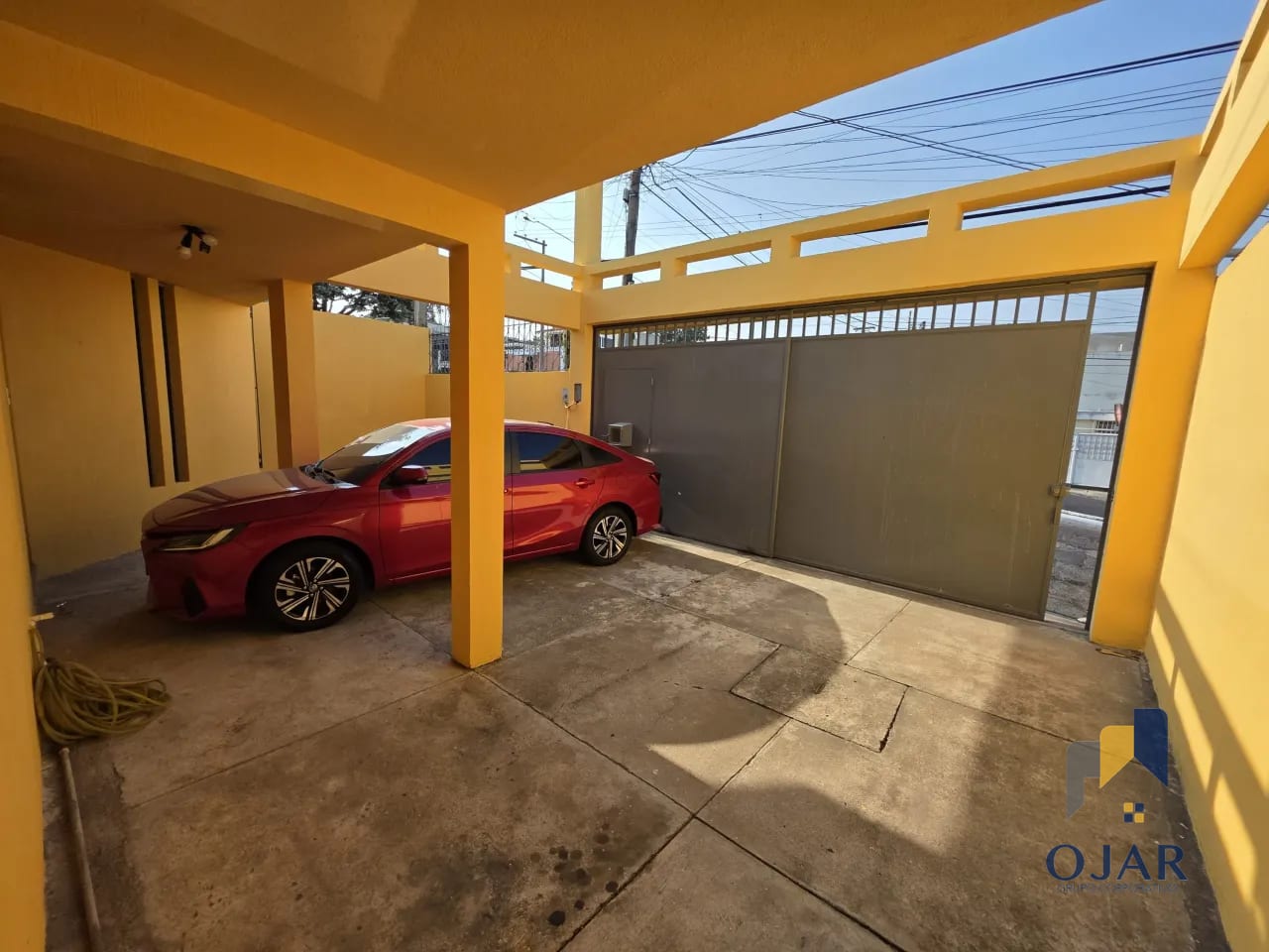 Casa en Venta Pinares de San Cristobal, Zona 8 de Mixco — Casa en Venta en Pinares de San Cristobal, Zona 8 Mixco, Guatemala, Ciudad — foto 4 de 15