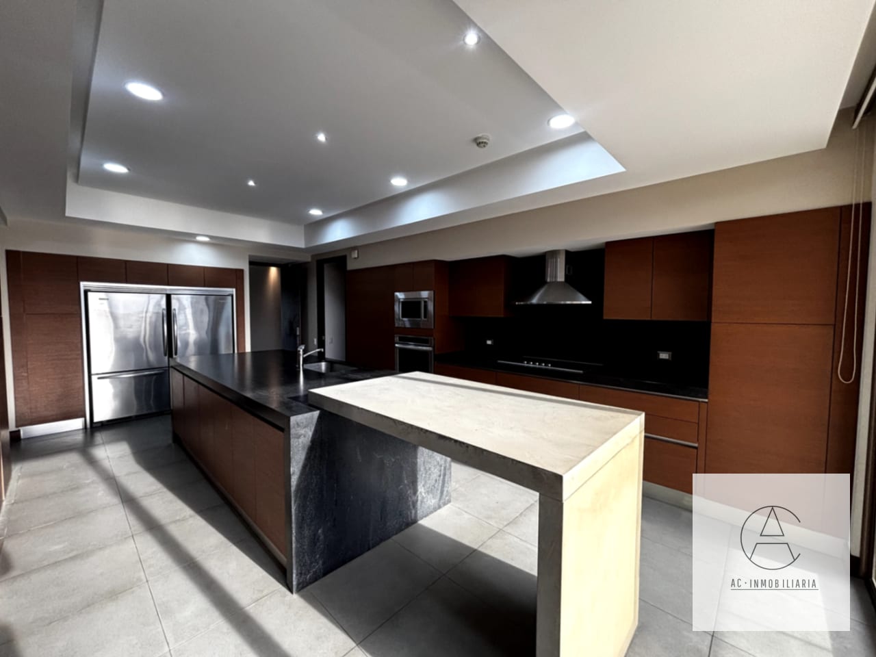 Apartamento en renta con espectacular vista. — Apartamento en Alquiler en Tiffany 5ta Avenida, Zona 14, Guatemala, Ciudad — foto 14 de 15