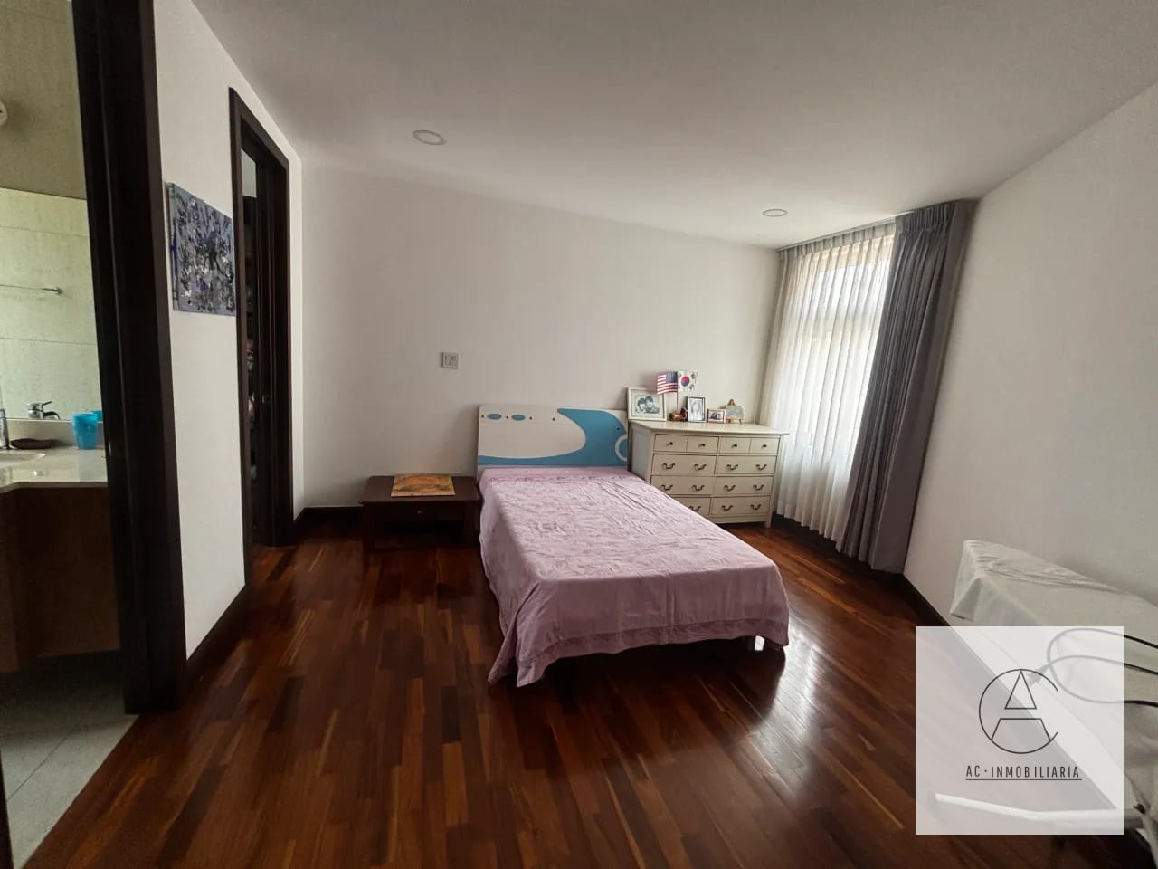 Casa en Venta. Pasaje Oakland Zona 10 — Casa en Venta en Pasaje Oakland, Zona 10, Guatemala, Ciudad — foto 5 de 15
