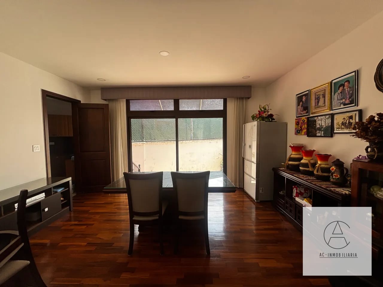 Casa en Venta. Pasaje Oakland Zona 10 — Casa en Venta en Pasaje Oakland, Zona 10, Guatemala, Ciudad — foto 12 de 15