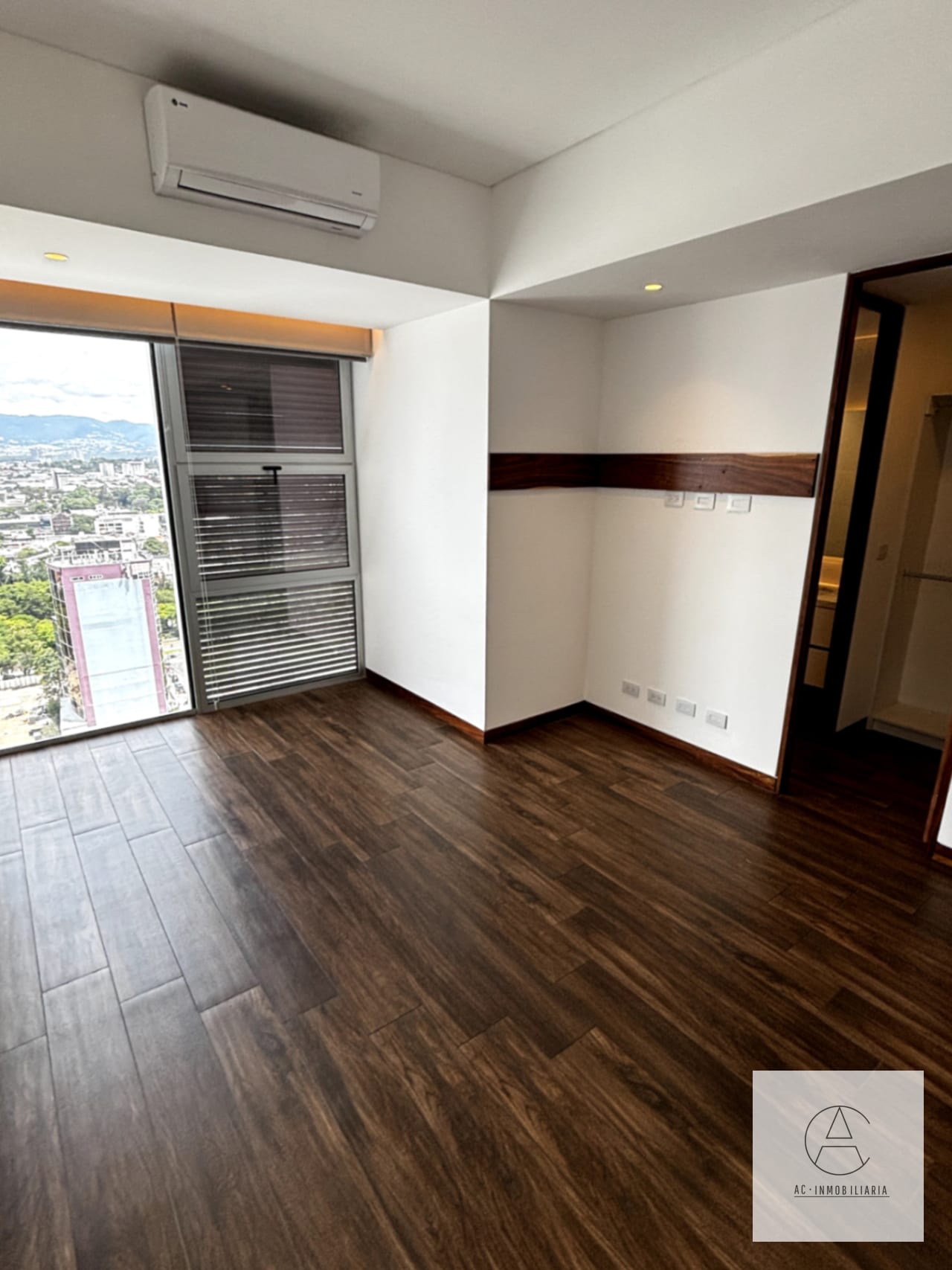 Apartamento en renta en AVIA, zona 10 — Apartamento en Alquiler en Avia, Zona 10, Guatemala, Ciudad — foto 10 de 15