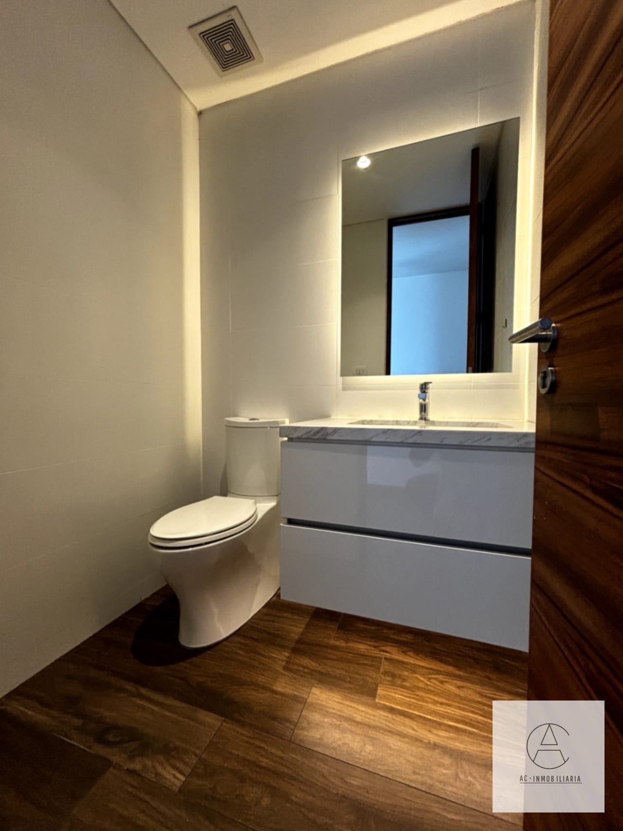 Apartamento en renta en AVIA, zona 10 — Apartamento en Alquiler en Avia, Zona 10, Guatemala, Ciudad — foto 15 de 15