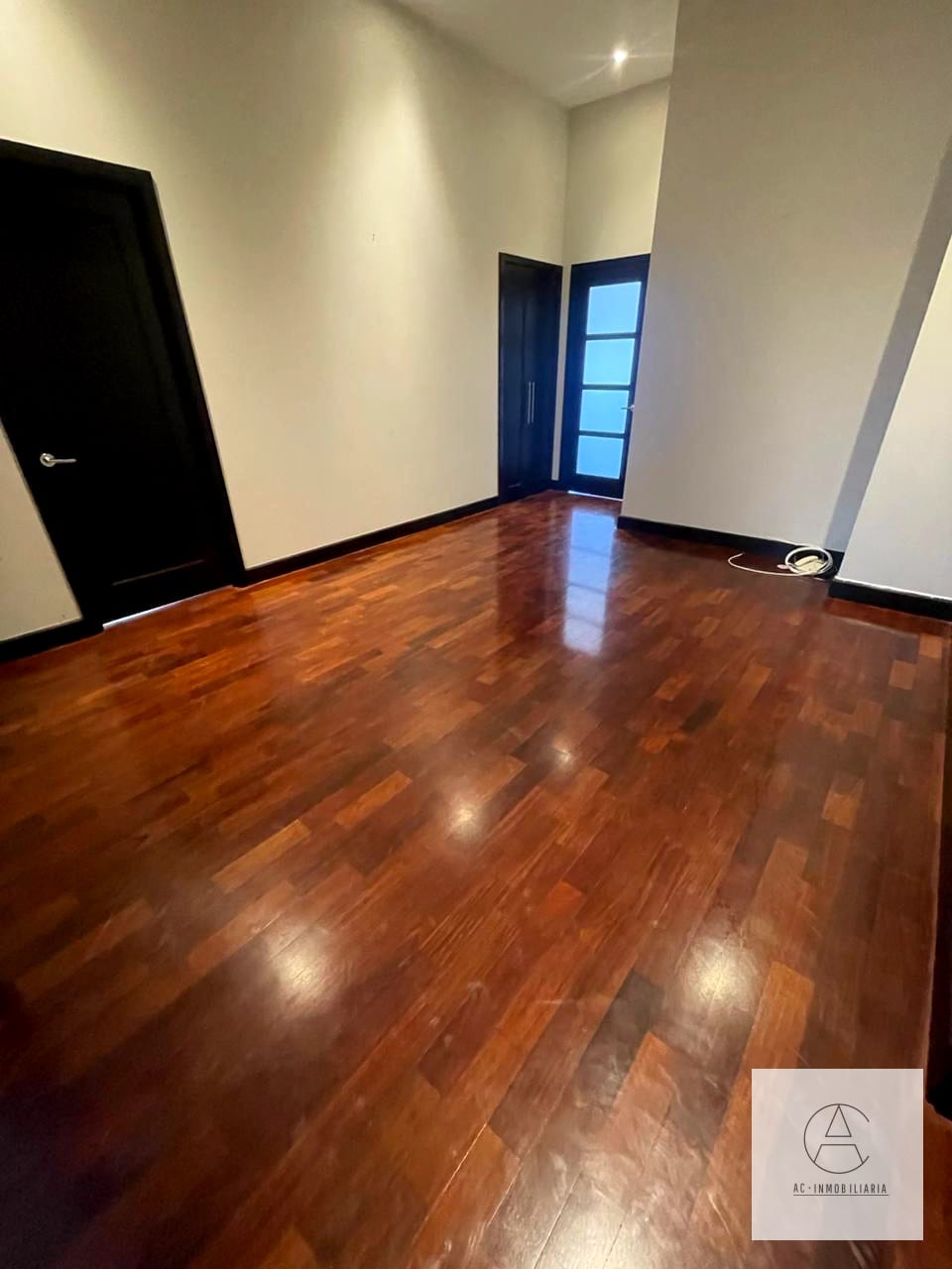 Apartamento en renta en Santa Ines, zona 14 — Apartamento en Alquiler en Santa Inés, Zona 14, Guatemala, Ciudad — foto 9 de 16