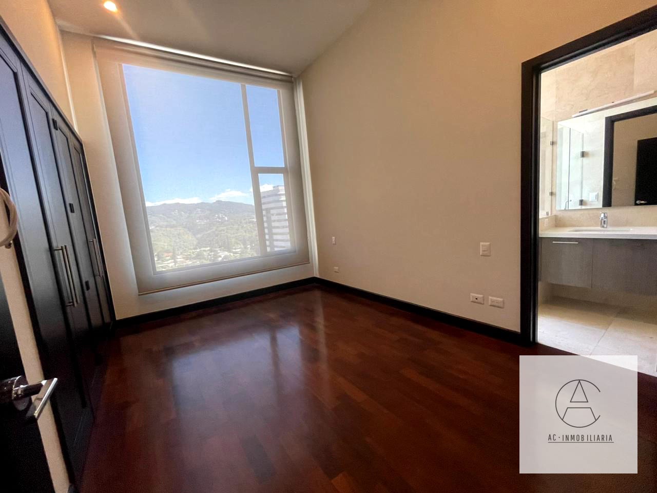 Apartamento en renta en Santa Ines, zona 14 — Apartamento en Alquiler en Santa Inés, Zona 14, Guatemala, Ciudad — foto 10 de 16