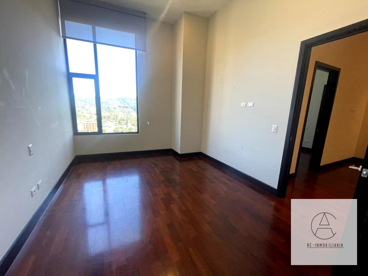 Apartamento en renta en Santa Ines, zona 14 — Apartamento en Alquiler en Santa Inés, Zona 14, Guatemala, Ciudad — foto 11 de 16