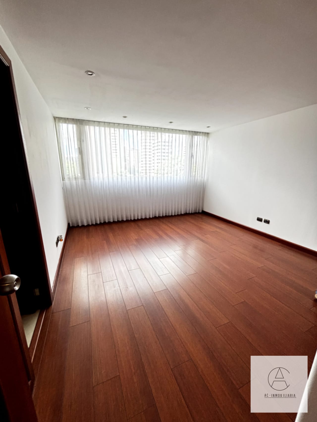 Apartamento en renta en Marques del Valle — Apartamento en Alquiler en Marqués del Valle, Zona 14, Guatemala, Ciudad — foto 9 de 16