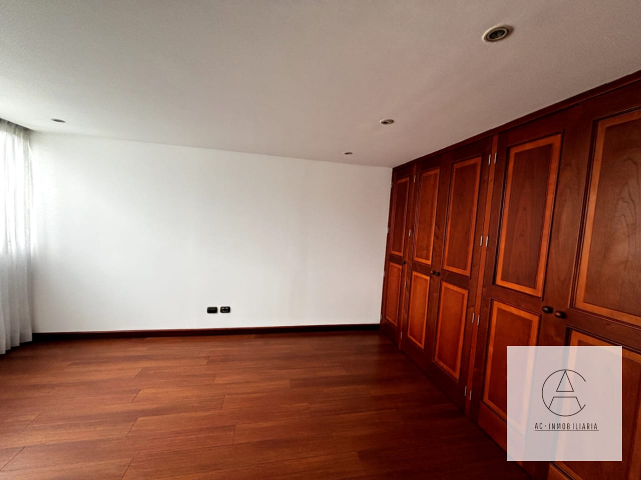 Apartamento en renta en Marques del Valle — Apartamento en Alquiler en Marqués del Valle, Zona 14, Guatemala, Ciudad — foto 10 de 16