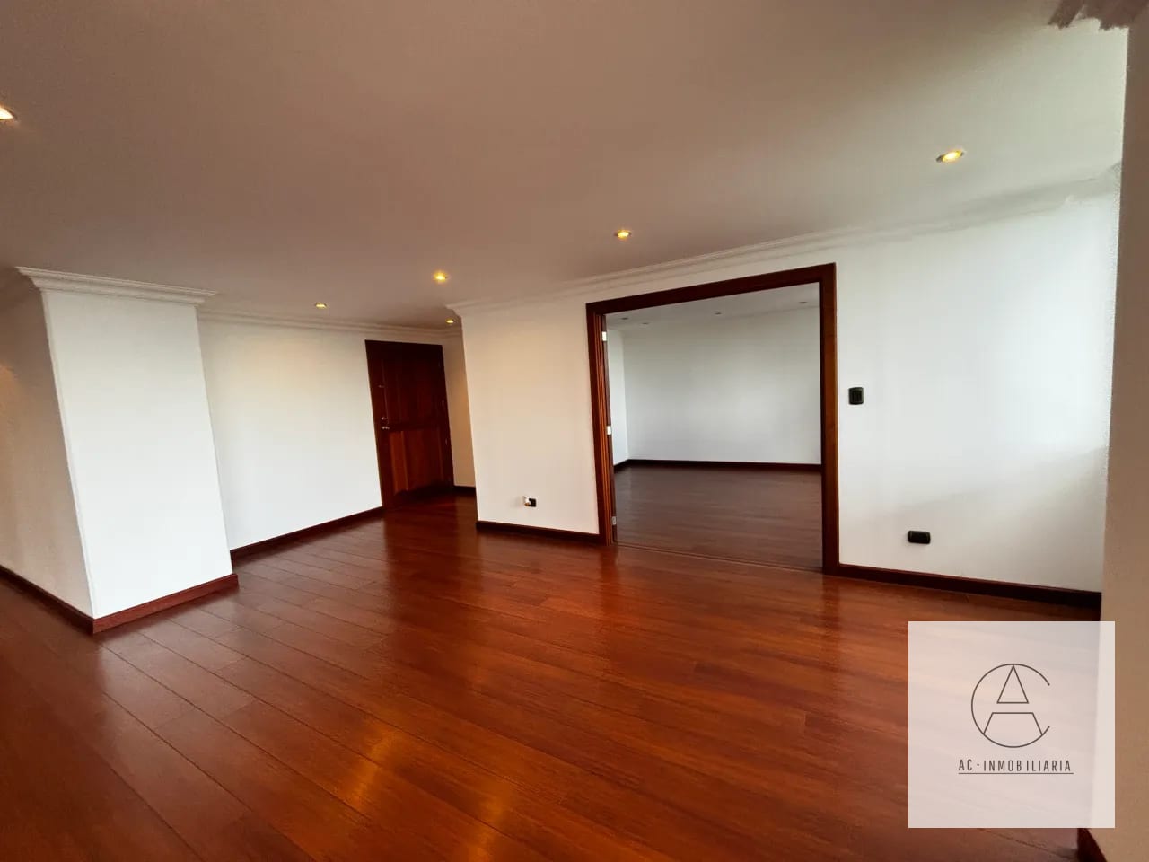 Renta Apto Marques del Valle, Zona 14 — Apartamento en Alquiler en Marqués del Valle, Zona 14, Guatemala, Ciudad — foto 3 de 11