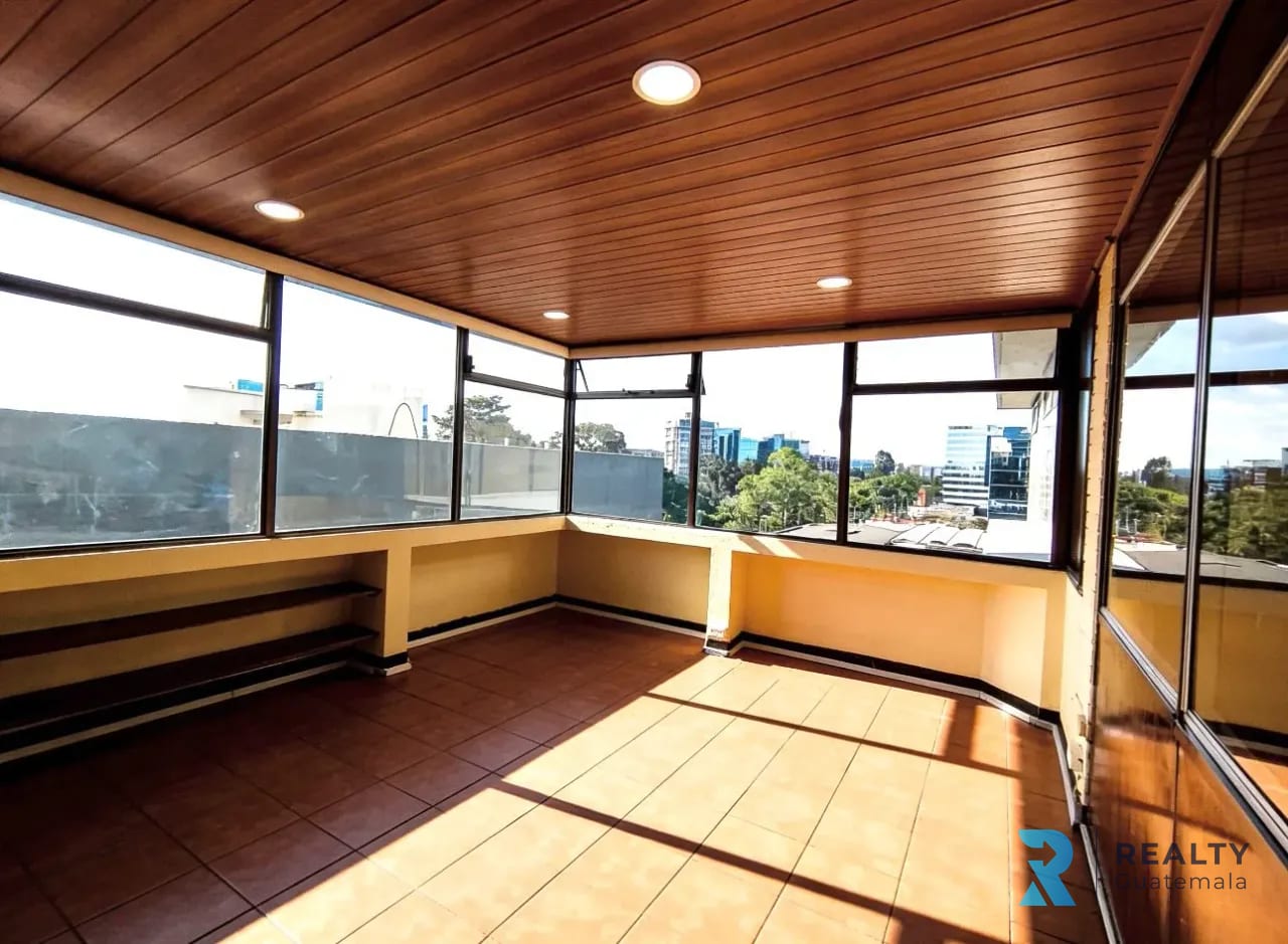 VENDO Oficina Reforma Montúfar, zona 10 — Oficina en Venta en Zona 10, Guatemala, Ciudad — foto 1 de 6