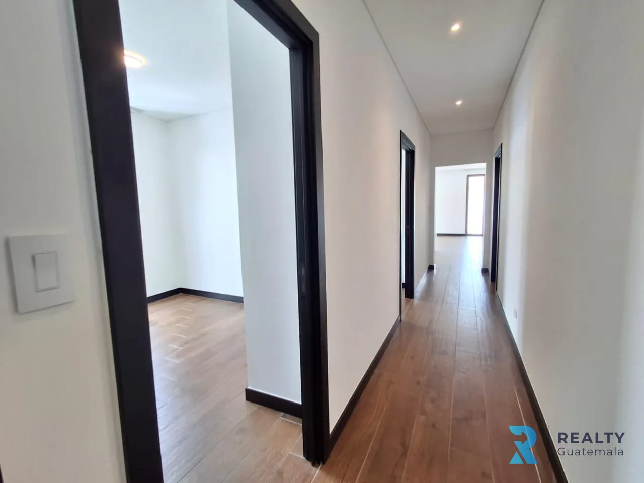 RENTO Apartamento Lirios IV, Cayalá, Zona 16 — Apartamento en Alquiler en Zona 16, Guatemala, Ciudad — foto 4 de 15