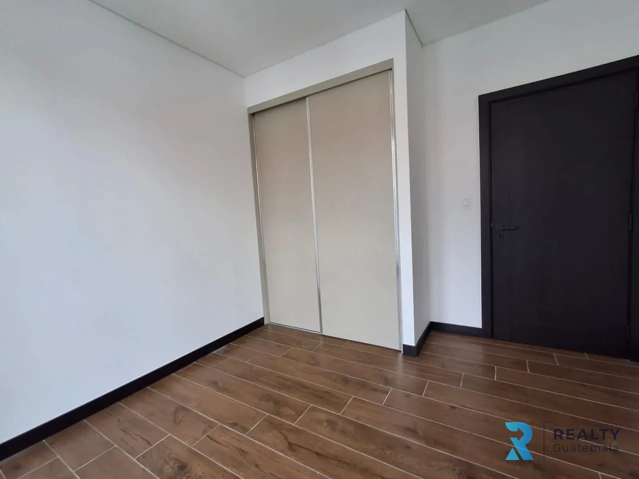 RENTO Apartamento Lirios IV, Cayalá, Zona 16 — Apartamento en Alquiler en Zona 16, Guatemala, Ciudad — foto 5 de 15