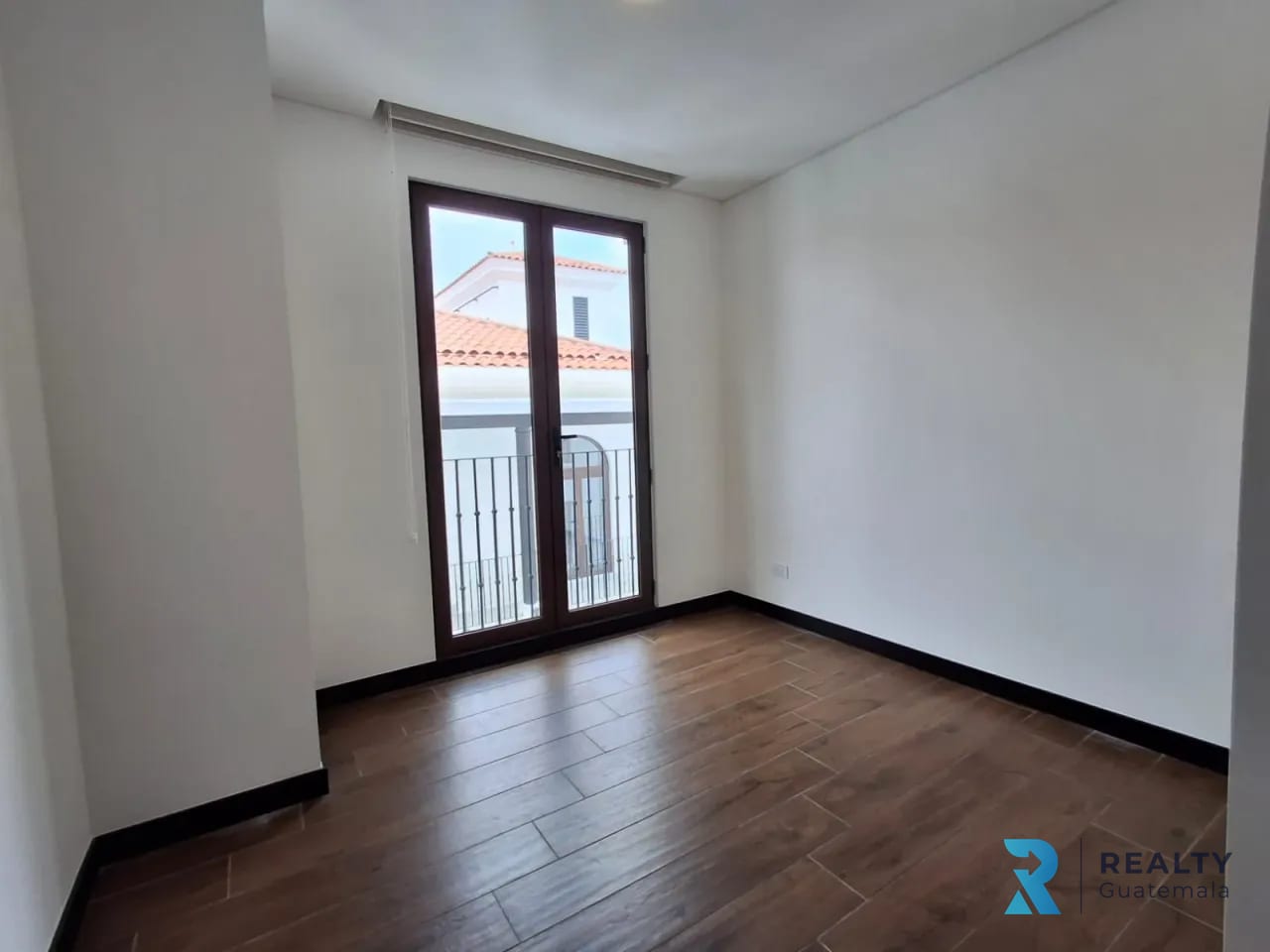 RENTO Apartamento Lirios IV, Cayalá, Zona 16 — Apartamento en Alquiler en Zona 16, Guatemala, Ciudad — foto 7 de 15