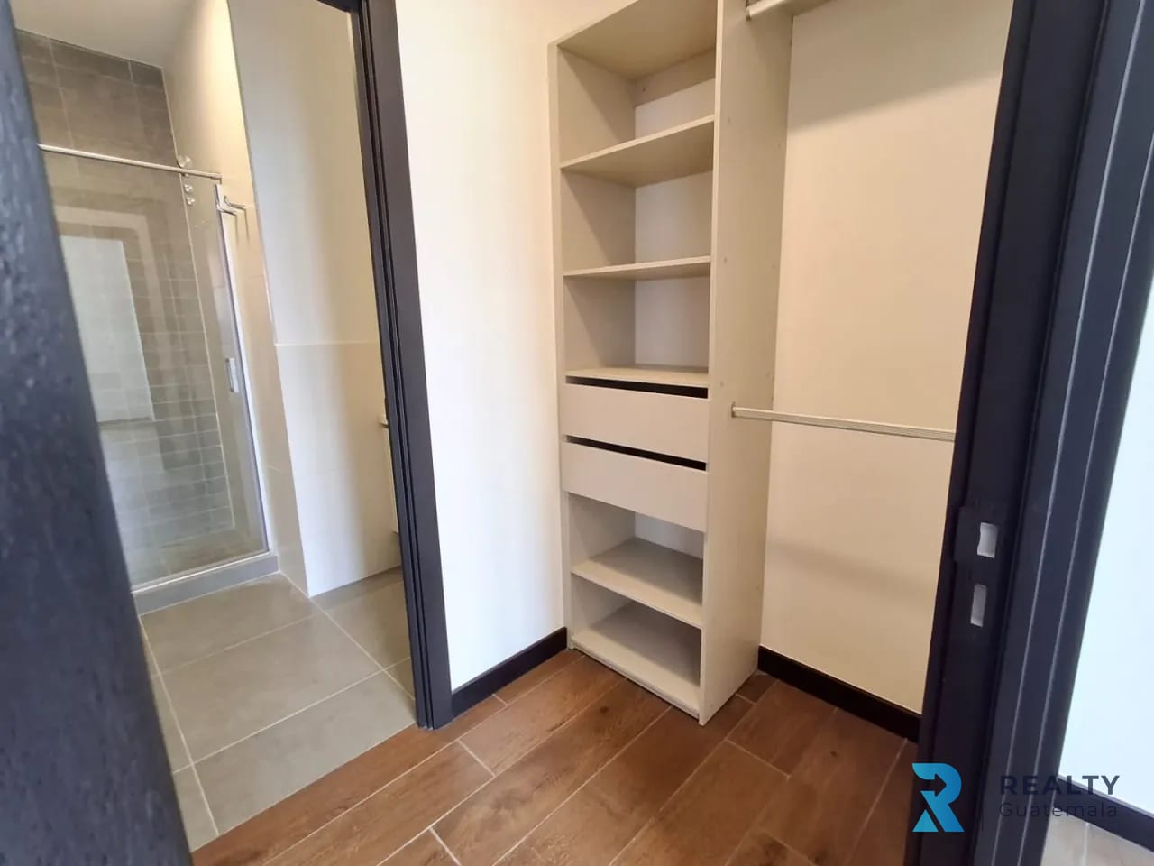 RENTO Apartamento Lirios IV, Cayalá, Zona 16 — Apartamento en Alquiler en Zona 16, Guatemala, Ciudad — foto 12 de 15
