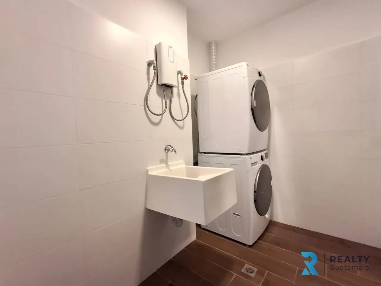 RENTO Apartamento Lirios IV, Cayalá, Zona 16 — Apartamento en Alquiler en Zona 16, Guatemala, Ciudad — foto 14 de 15