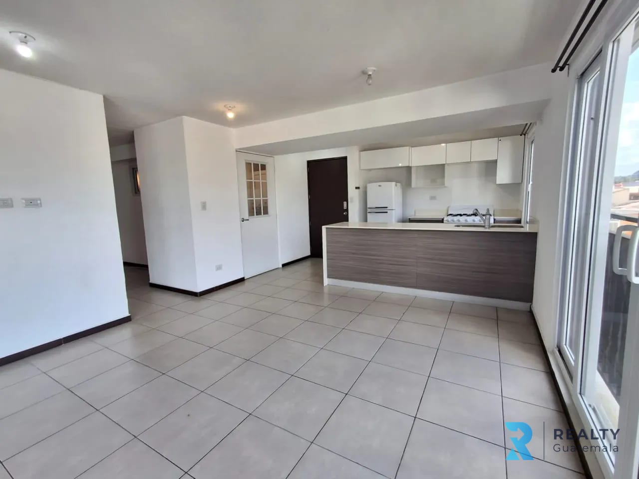 Rento Apartamento Parque 11, Zona 11 — Apartamento en Alquiler en Parque 11, Zona 11, Guatemala, Ciudad — foto 2 de 13