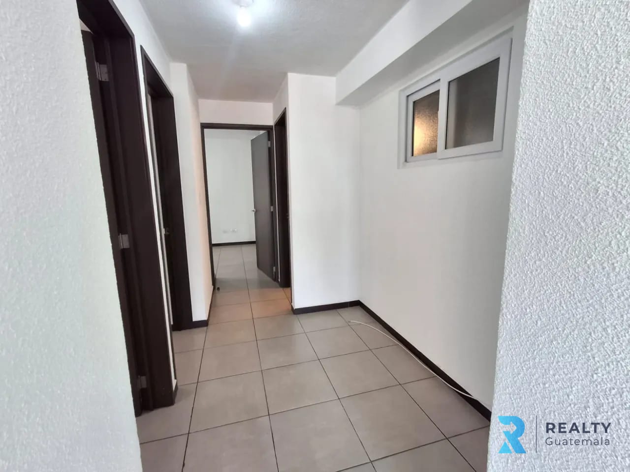 Rento Apartamento Parque 11, Zona 11 — Apartamento en Alquiler en Parque 11, Zona 11, Guatemala, Ciudad — foto 4 de 13