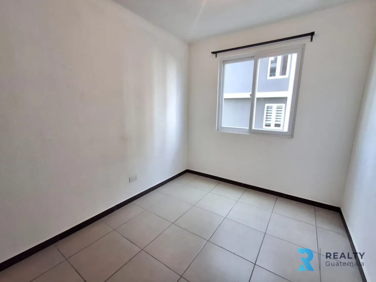 Rento Apartamento Parque 11, Zona 11 — Apartamento en Alquiler en Parque 11, Zona 11, Guatemala, Ciudad — foto 8 de 13