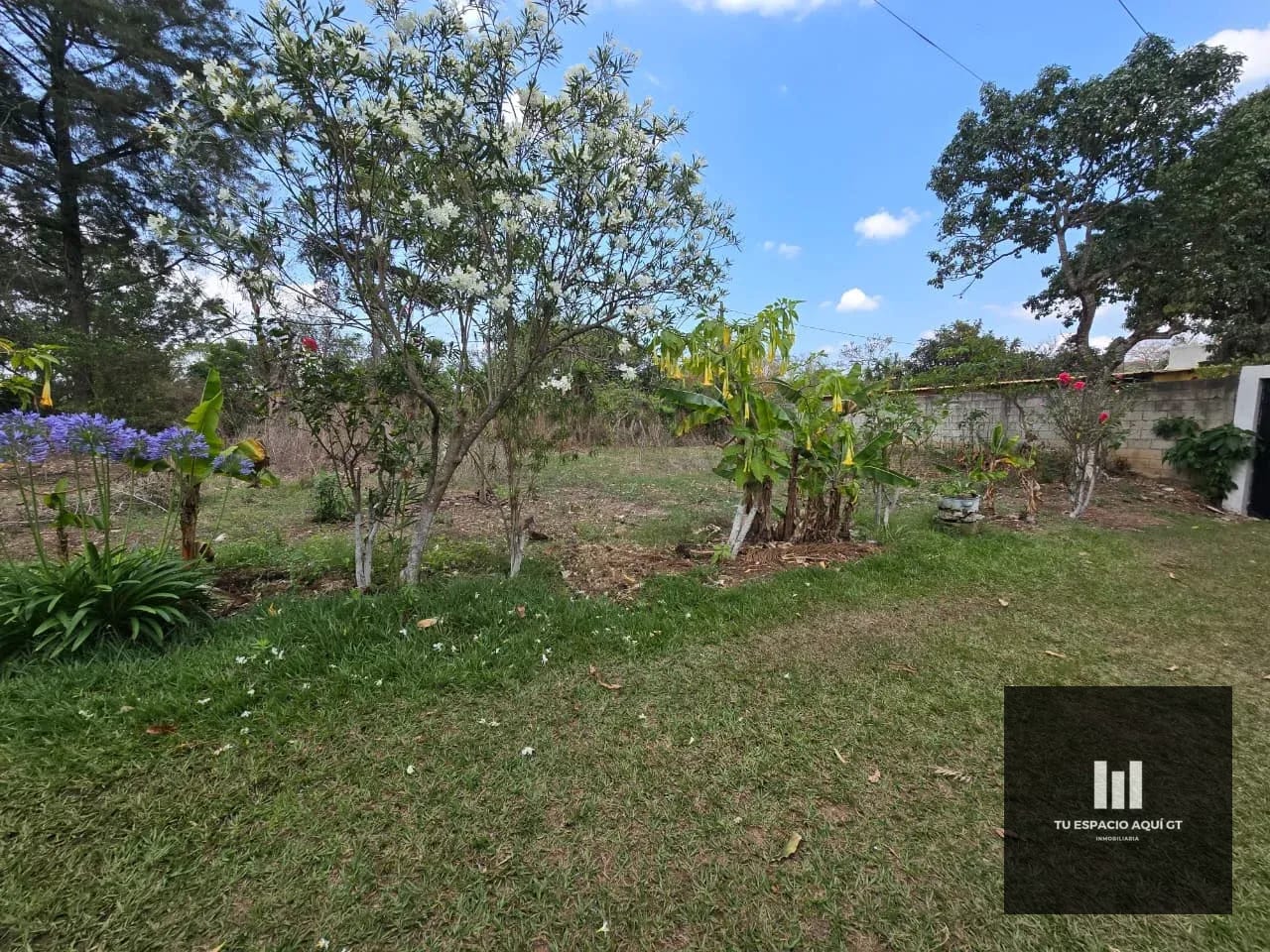 Lindo y Amplio Terreno En Venta - San Pedro Ayampuc — Terreno en Venta en San Pedro Ayampuc, Guatemala, Ciudad — foto 2 de 6