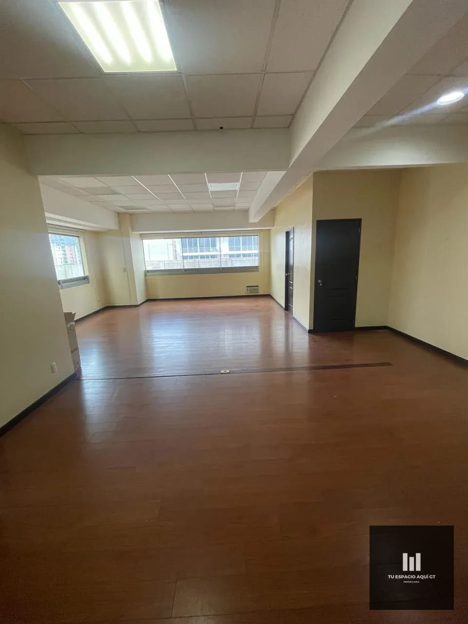 Oficina En Alquiler En Torino 1, zona 10 — Oficina en Alquiler en Torino, Zona 10, Guatemala, Ciudad — foto 4 de 10