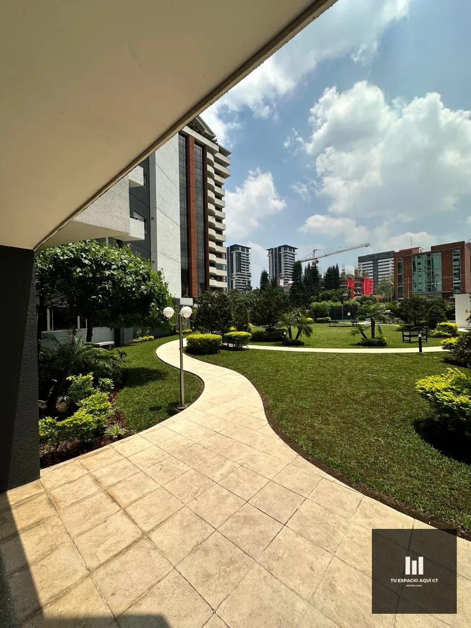 Bello apartamento En Alquiler En Zona 14, Edificio Attica ll — Apartamento en Alquiler en Attica II, Zona 14, Guatemala, Ciudad — foto 15 de 16