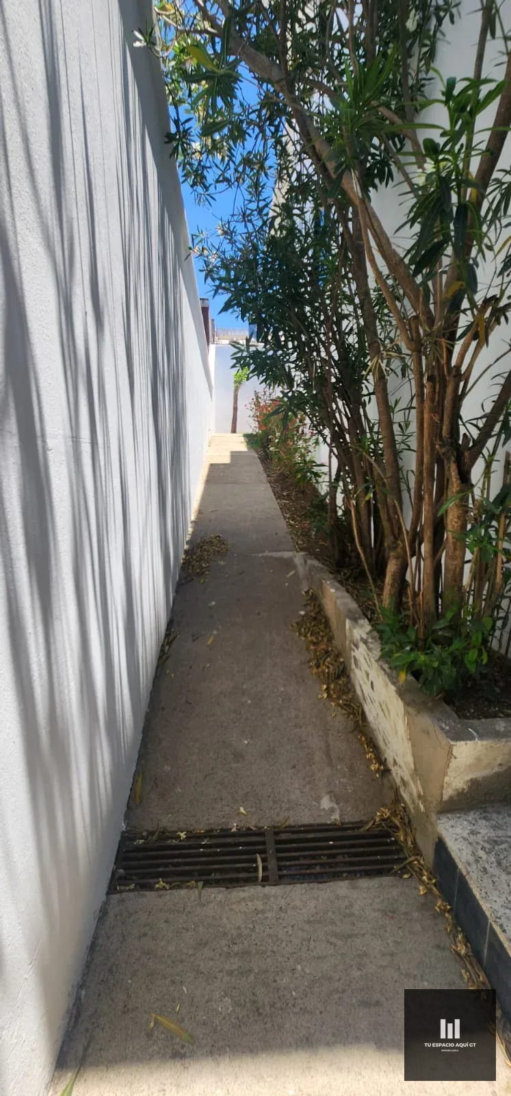 Casa En Venta En Pinares De San Cristóbal ,Zona 8 De Mixco — Casa en Venta en Pinares de San Cristobal, Zona 8 Mixco, Guatemala, Ciudad — foto 9 de 12